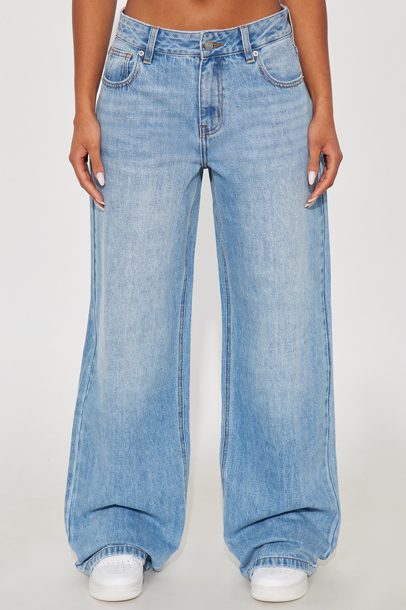 See What I Mean Wide Leg Jeans - Light Wash