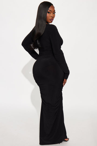 Keep Calling Ruched Long Sleeve Maxi Dress - Black