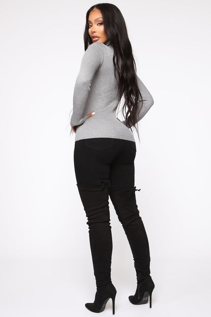 Tara Turtle Neck Sweater - HeatherGrey