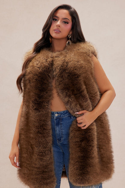 Denver Fur Vest - Mocha