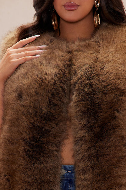 Denver Fur Vest - Mocha