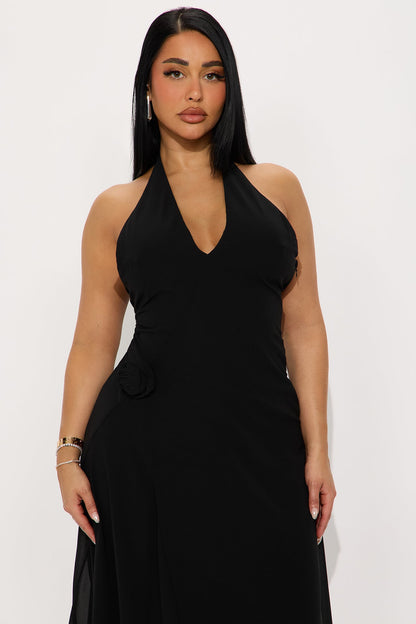 Staying Close Halter Maxi Dress - Black