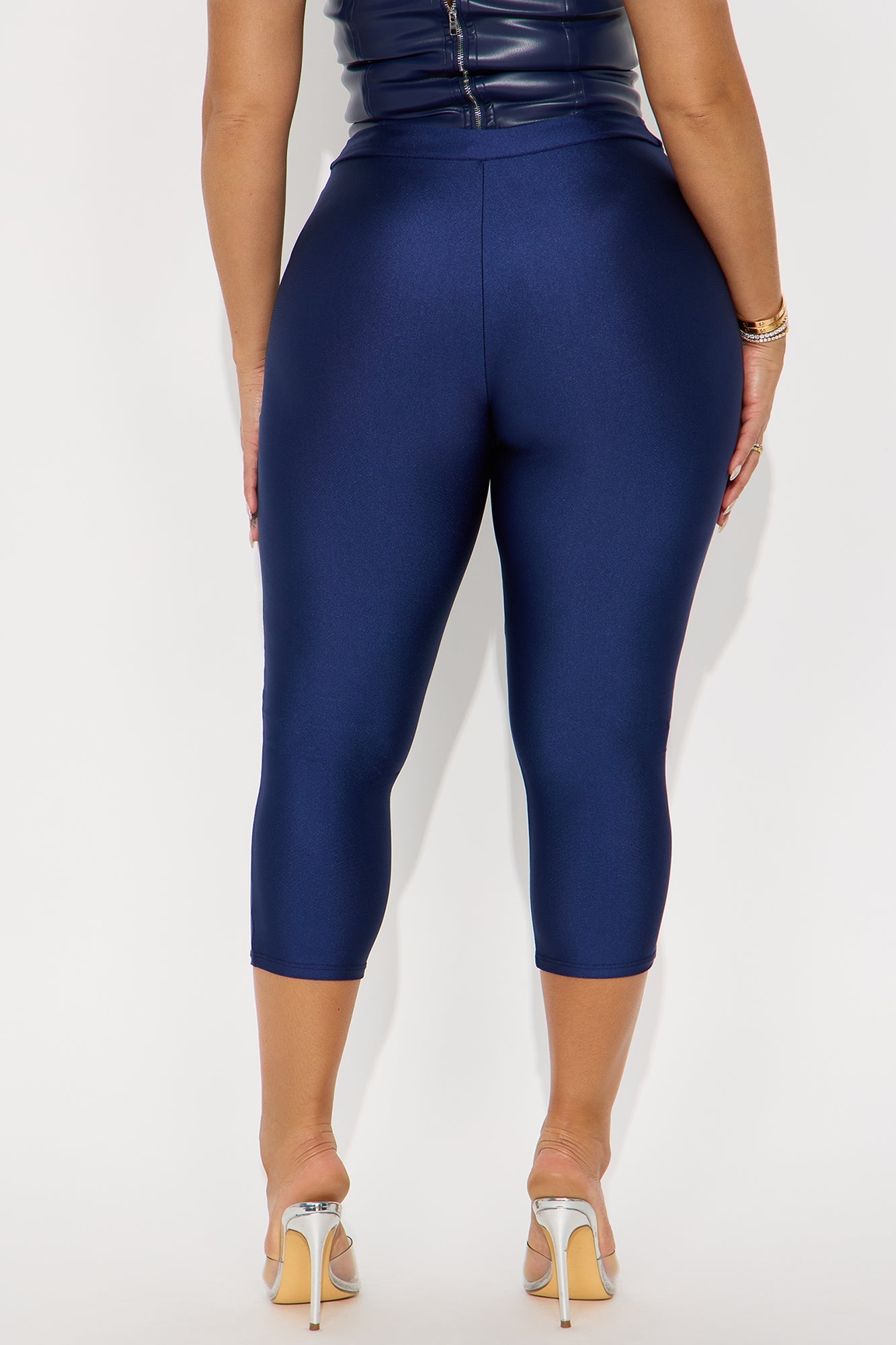 Nikole High Rise Tricot Capri Legging - Navy