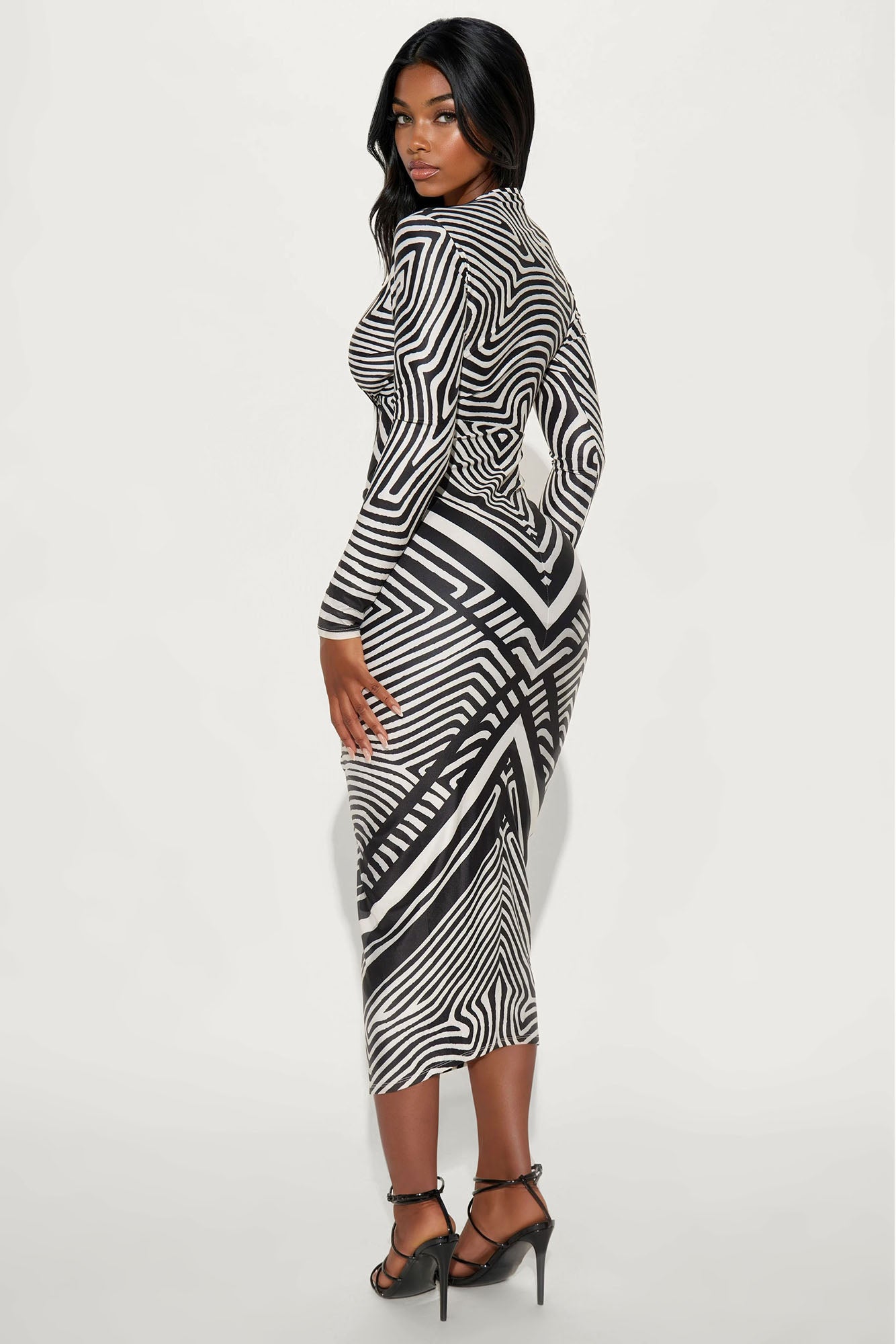 Janelle Long Sleeve Midi Dress - Black/White