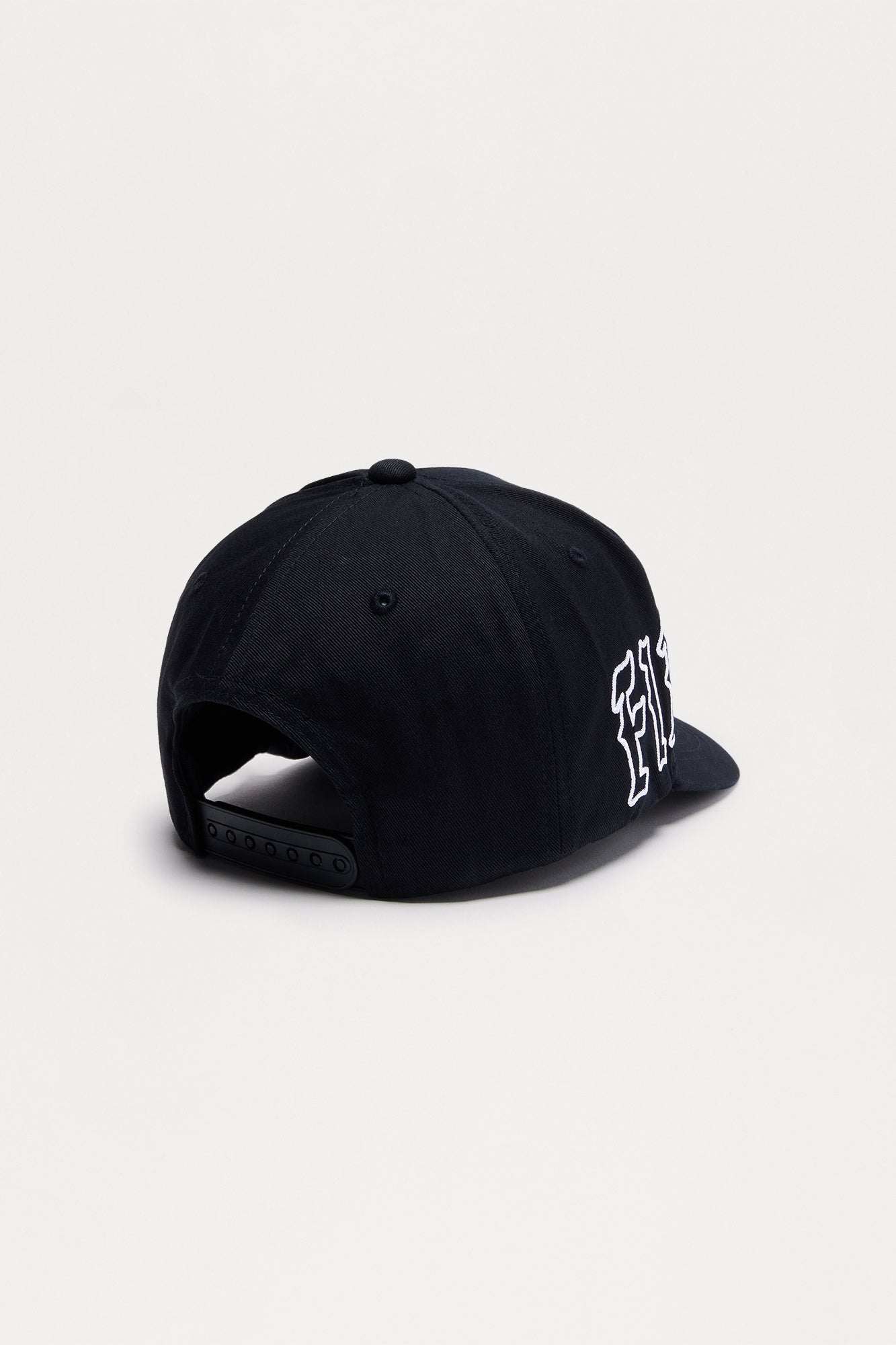 Finesse Cotton Twill Structured Snapback Hat - Black