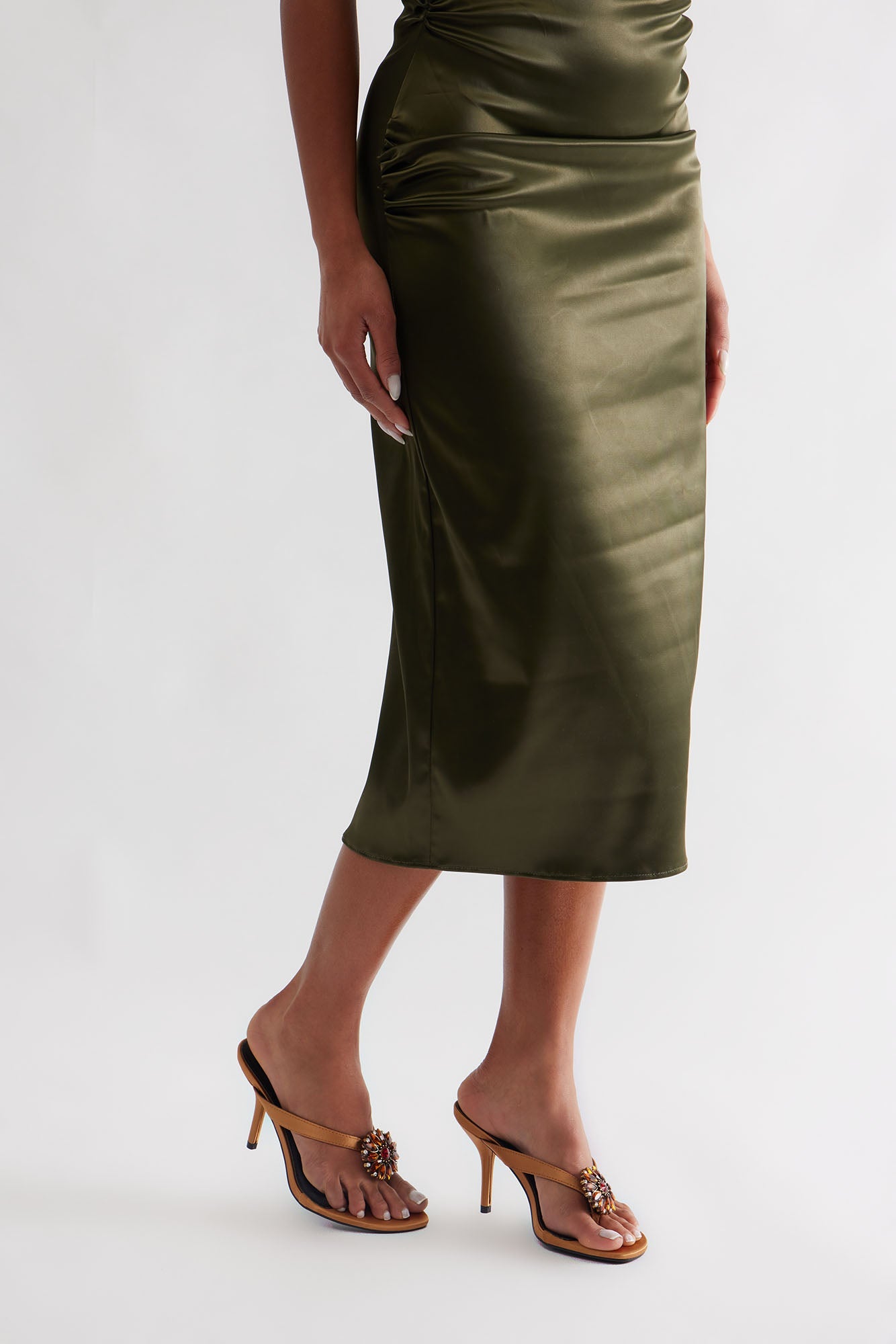 Maelynn Satin Thong Mules - Cognac