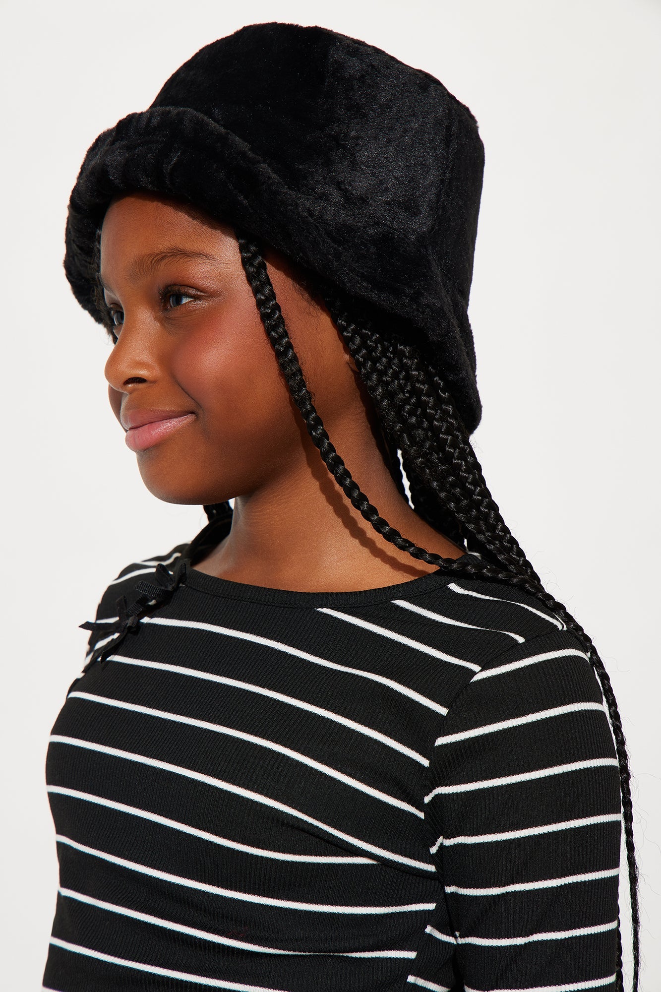 Mini Crazy Fur You Bucket Hat - Black