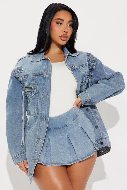 Big Impact Studded Denim Jacket - Light Wash