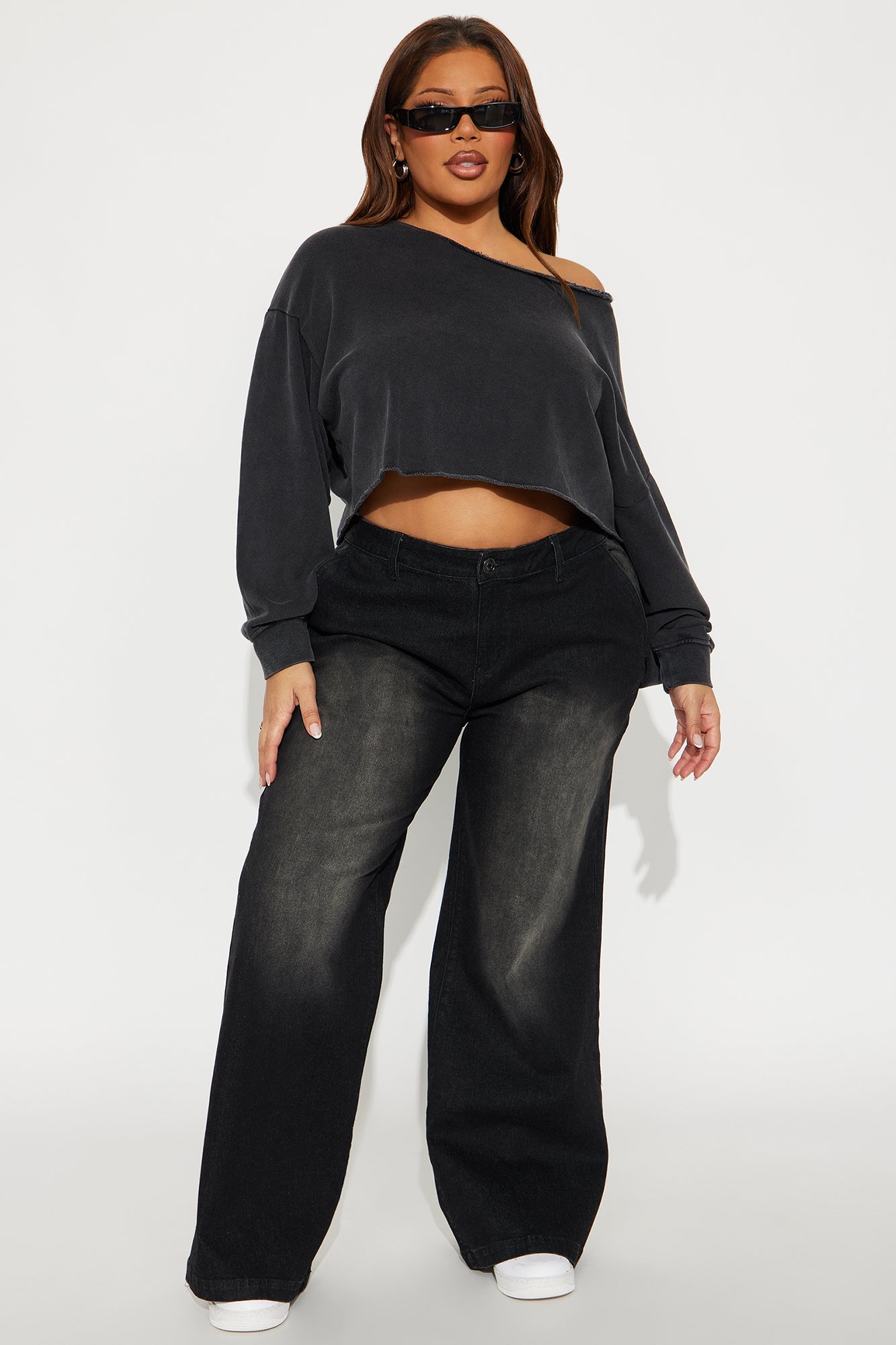The Washed Off Shoulder Sweatshirt - Black