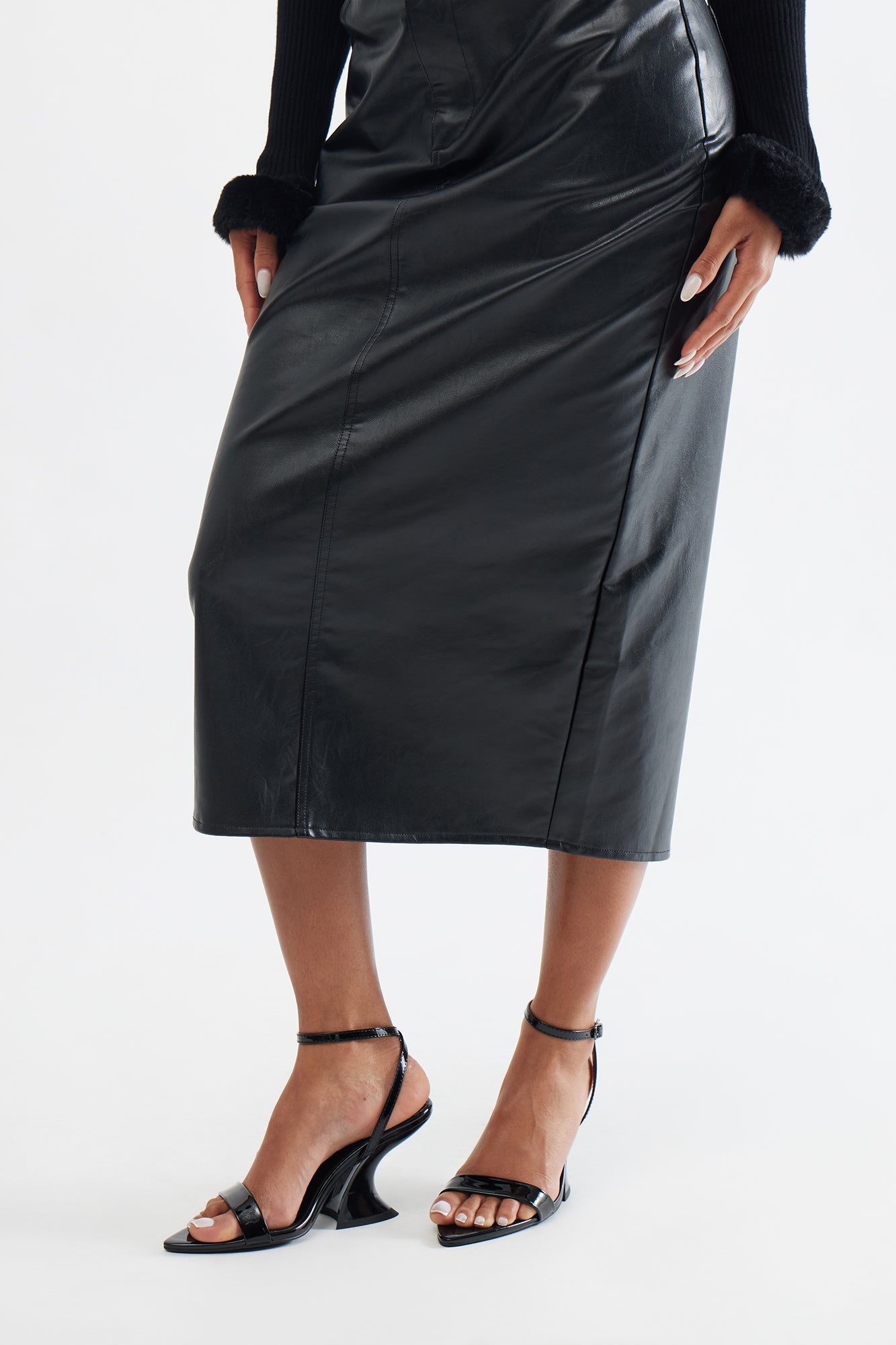Darlie Faux Patent Novelty Wedges - Black