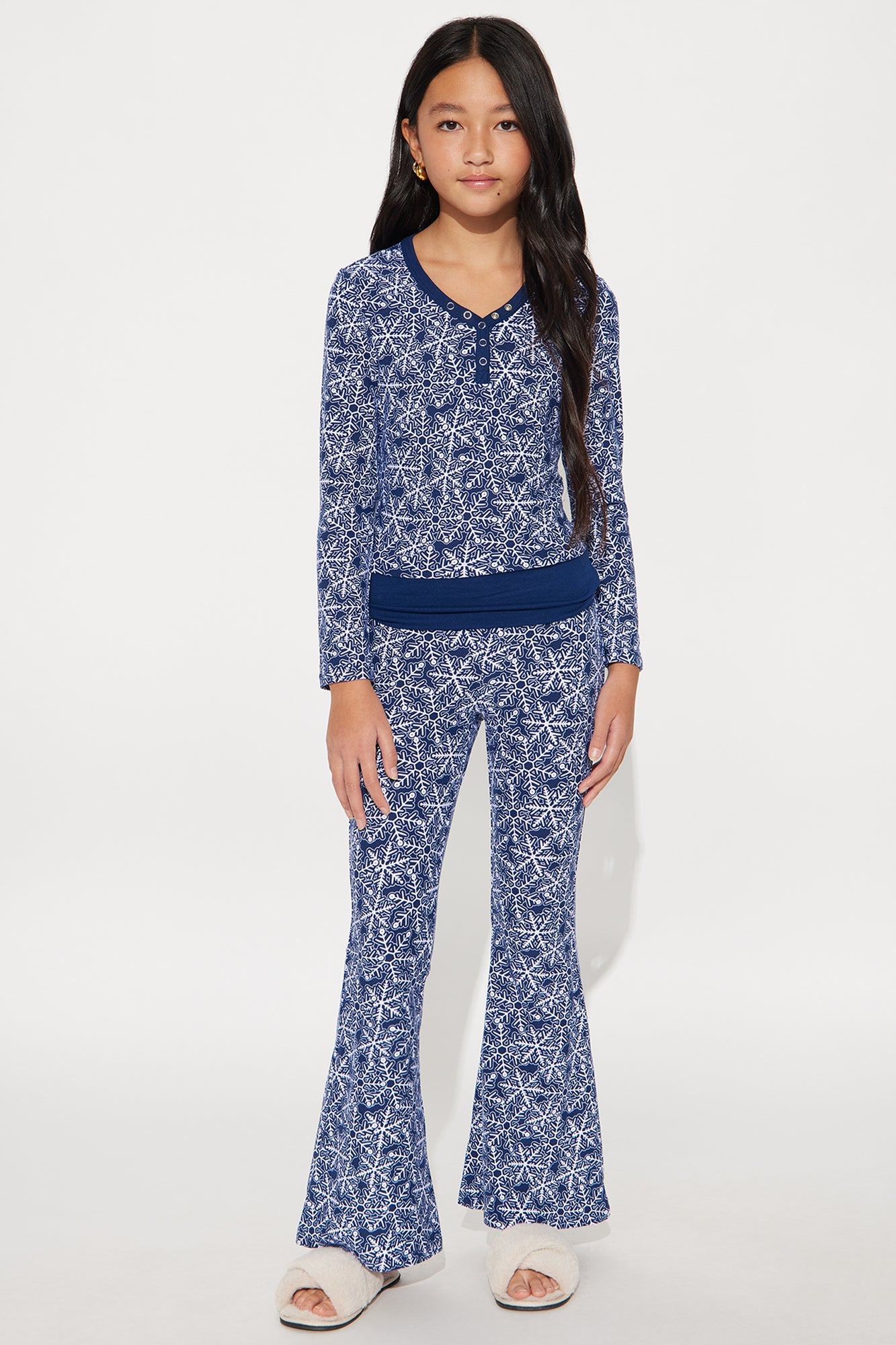 Mini Snowflakes Everywhere Long Sleeve Foldover Flare Leg Pant Set - Navy