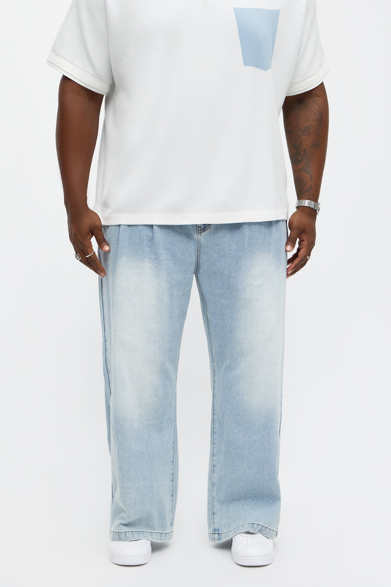 Baggy Wide Leg Pleated Jean - Light Wash