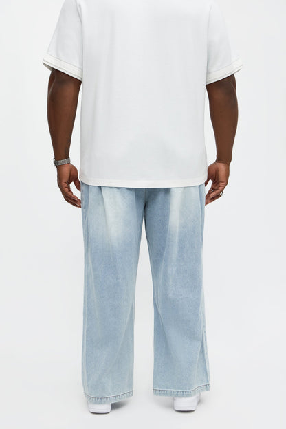 Baggy Wide Leg Pleated Jean - Light Wash
