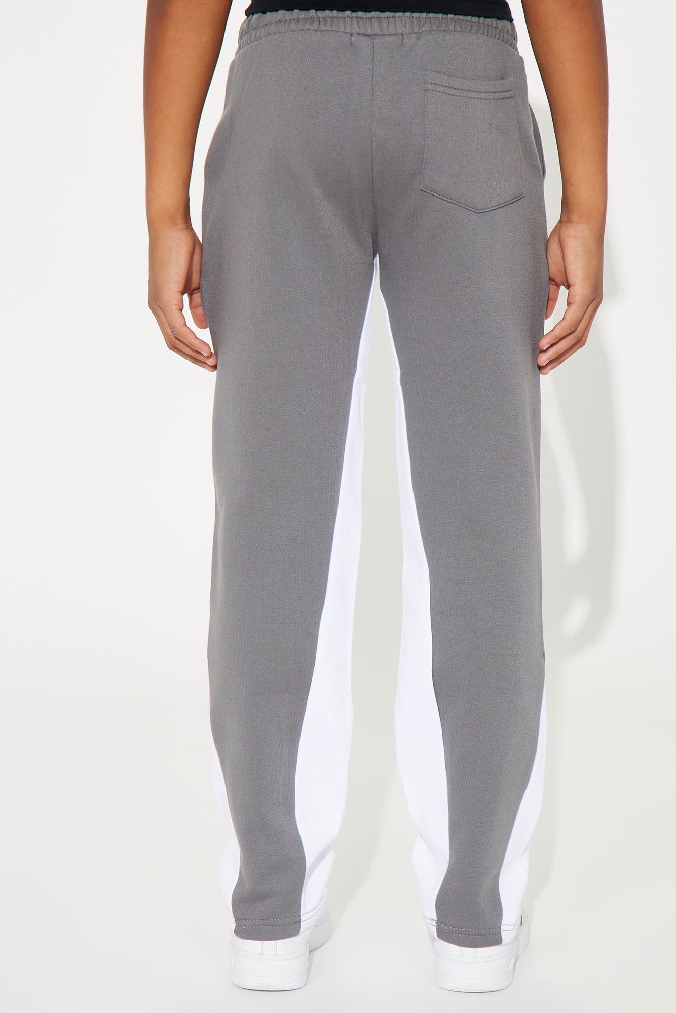 Mini Star Sight Patched Fleece Straight Bottom Pant - Charcoal
