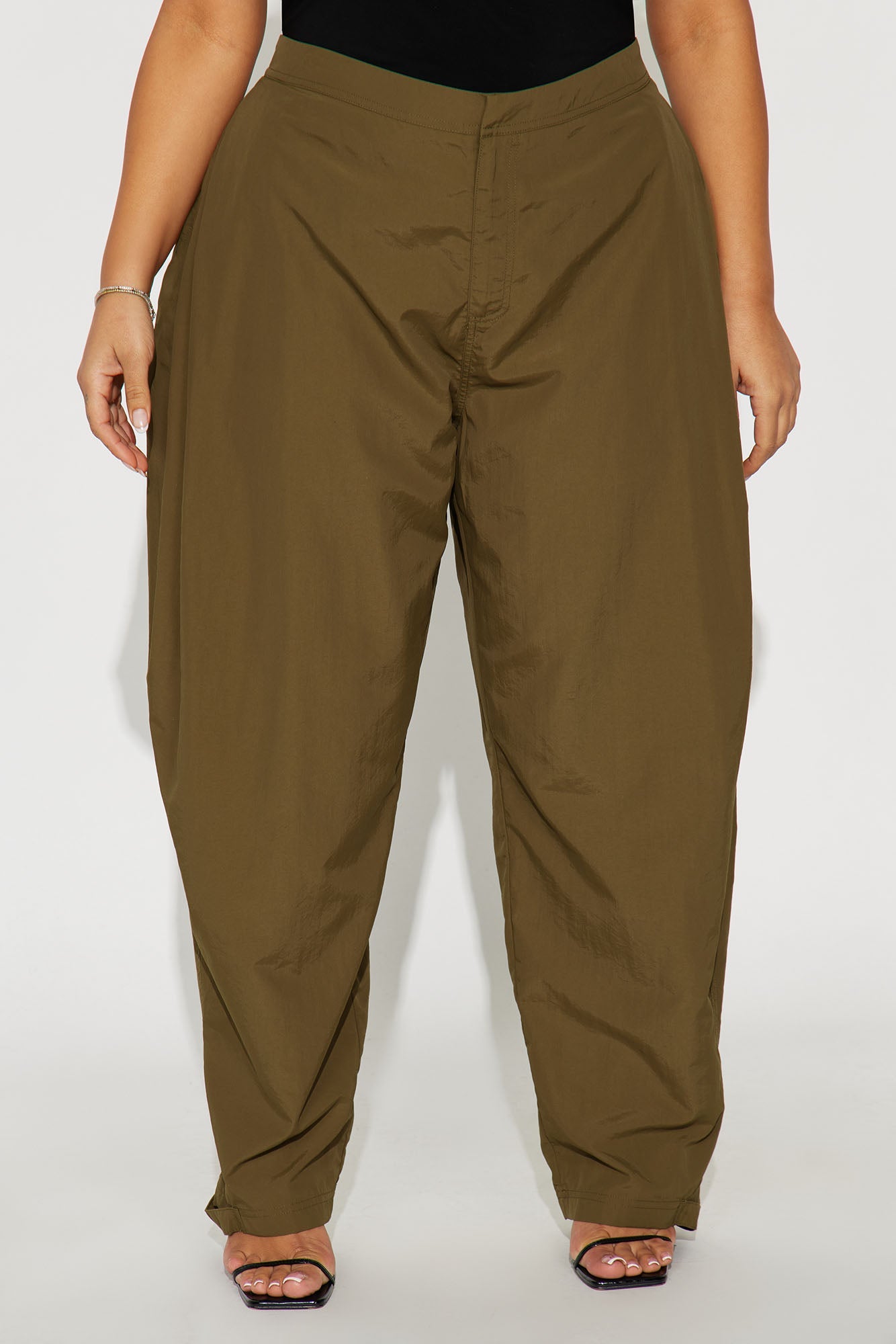 Nylon Windbreaker Pant - Military Green