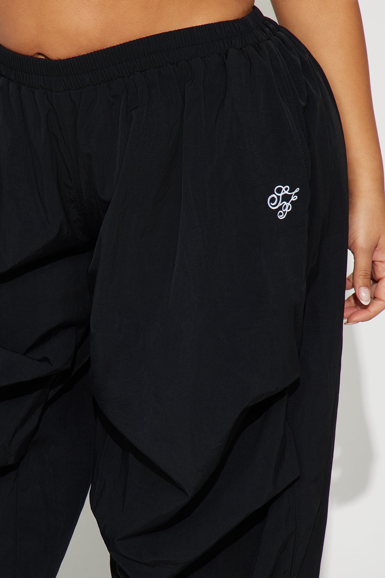 Keep Up Windbreaker Joggers 30″ - Black
