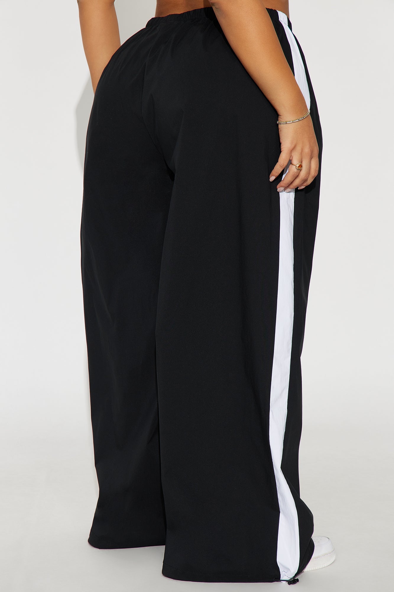 Grand Slam Jogger Track Pant 32″ - Black/White