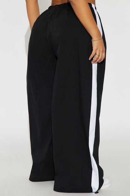 Grand Slam Jogger Track Pant 32″ - Black/White
