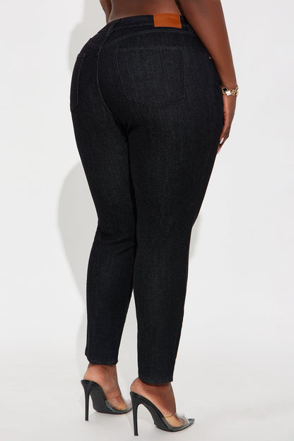 Made For Me Mid Rise Skinny Jeans - Black Wash