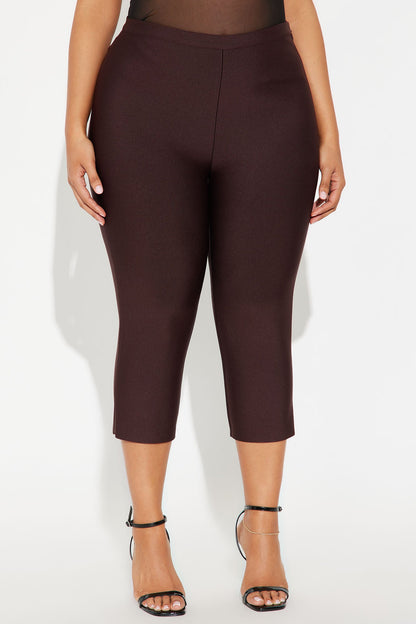 Jasmine Bandage Capri Pant - Chocolate