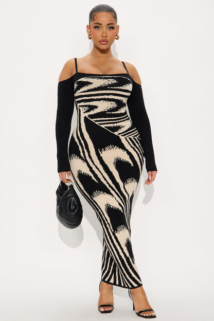 Talking Sweet Sweater Maxi Dress - Black/combo
