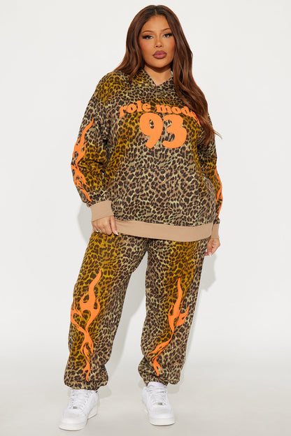 Hot Streak Leopard Fleece Jogger Set - Grey/combo