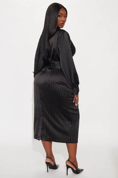 Call The Shots Belted Satin Midi Dress - Black