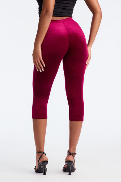 Analisa High Rise Velvet Capri Legging 19″ - Wine