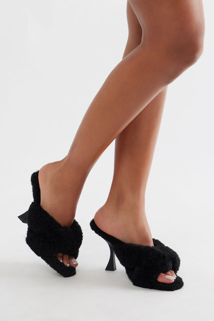 Unveil Knotted Sherpa Heels - Black