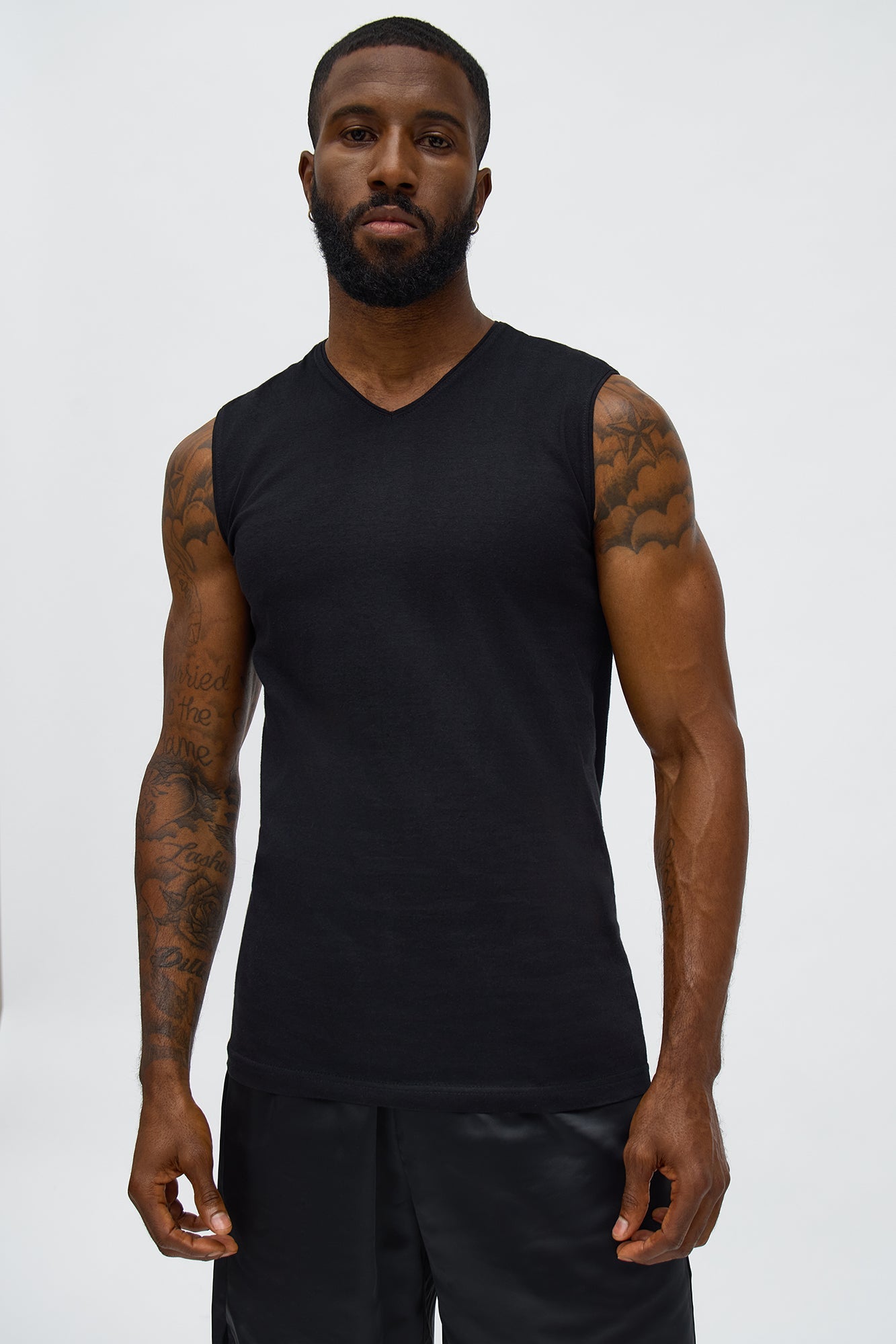 Sleeveless V Muscle Tee - Black