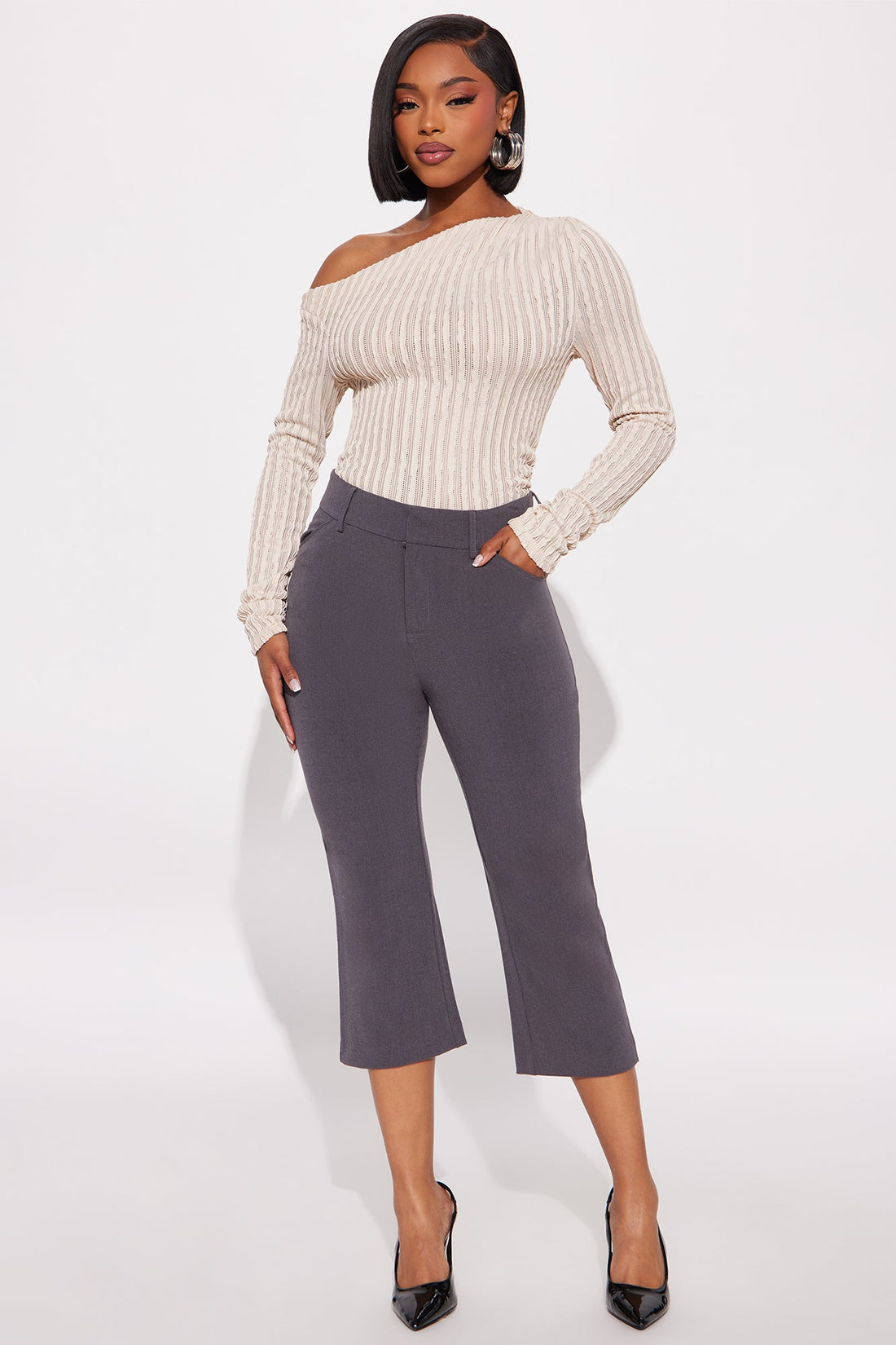 Tasha Dressy High Rise Capri - Charcoal