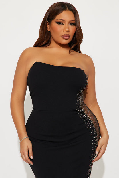 Heart Eyes Embellished Maxi Gown - Black