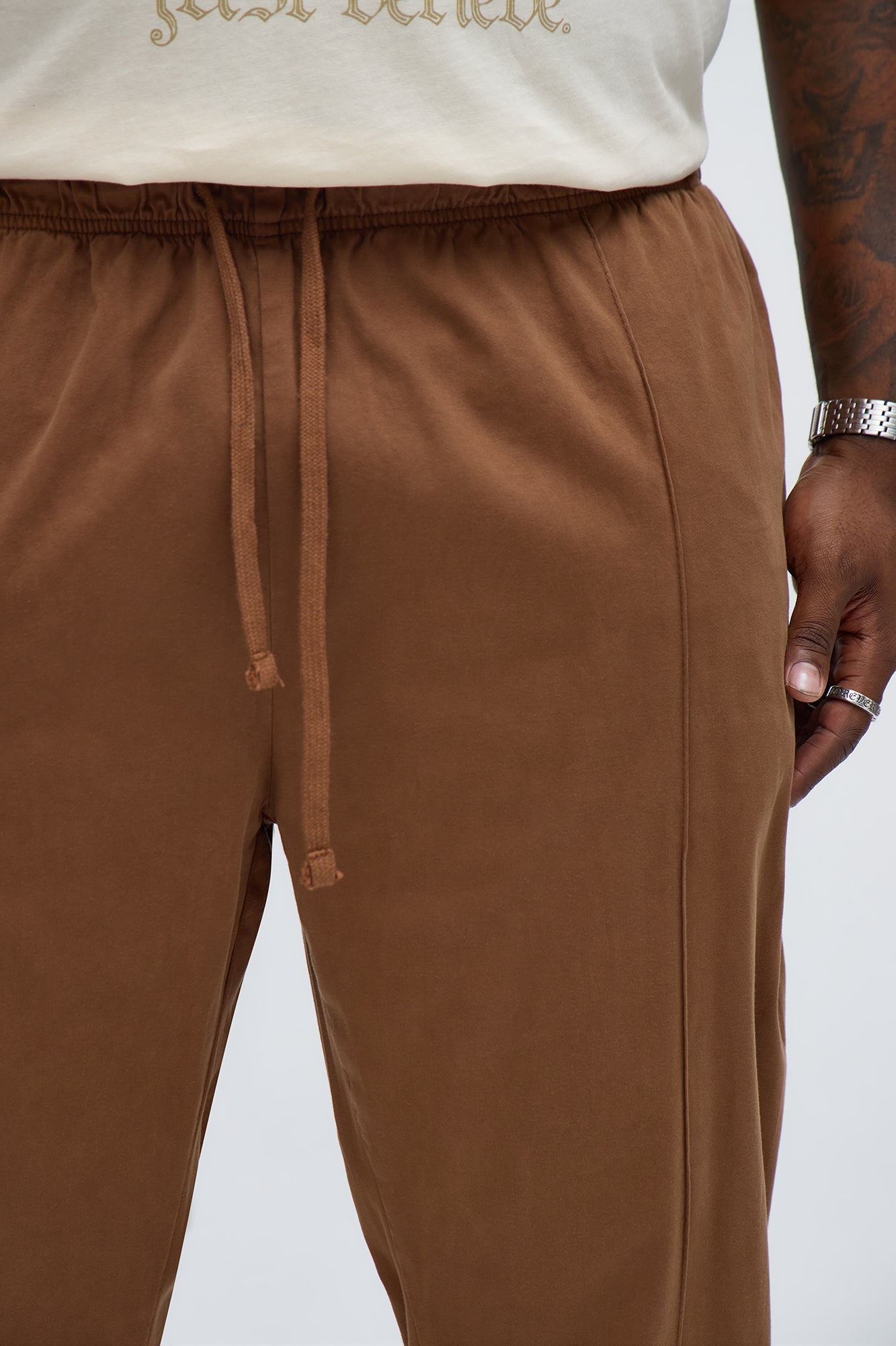Slim Pintuck Zipper Pant - Brown