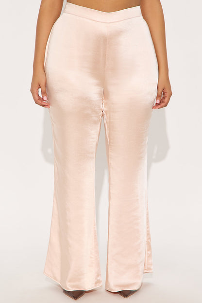 Flawless Energy Satin Flare Pant 32″ - Pink