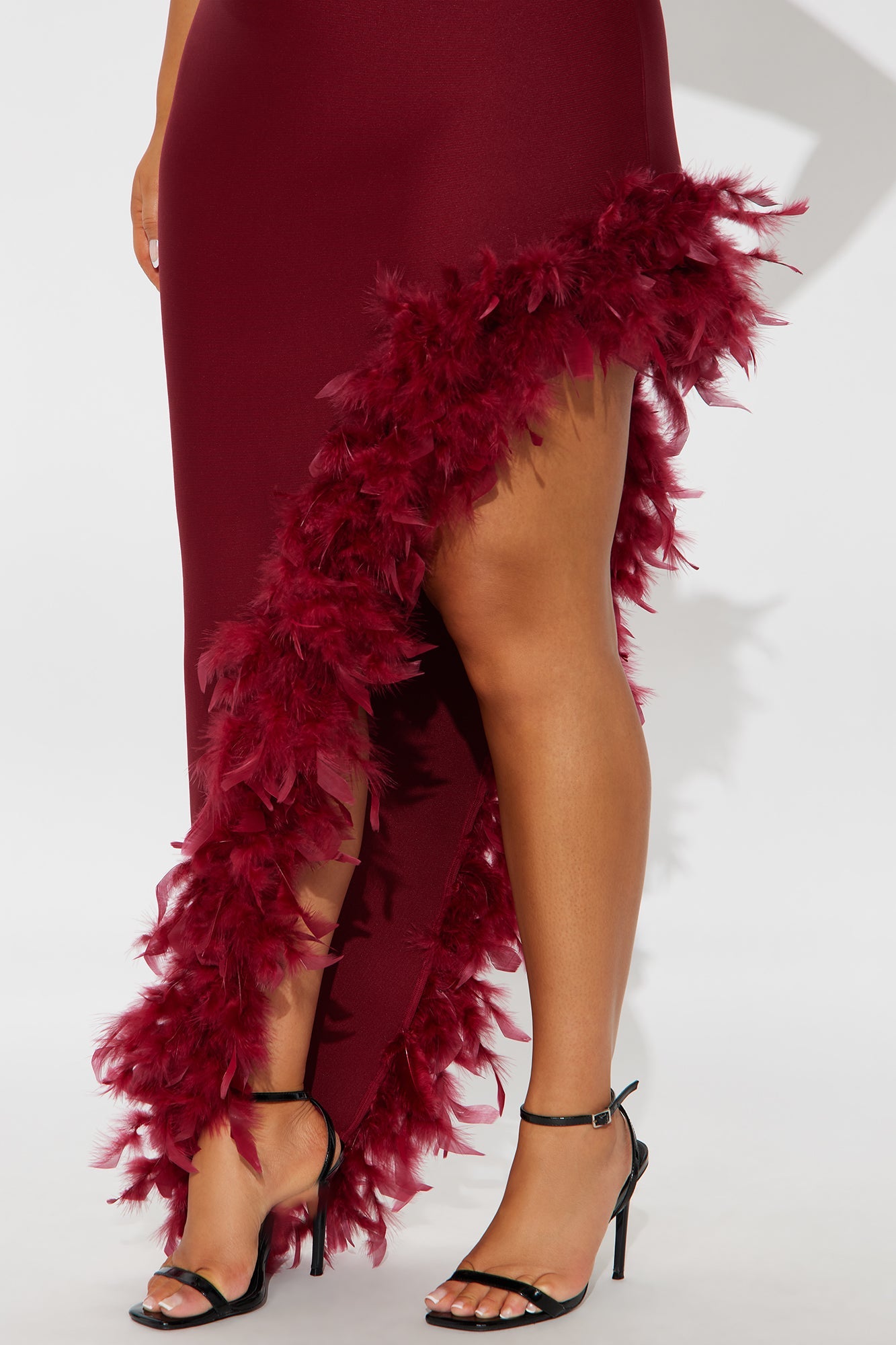 Jorgie Feathered Bandage Gown - Wine