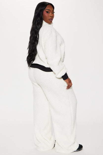 Eternal Star Sherpa Pant Set - Ivory