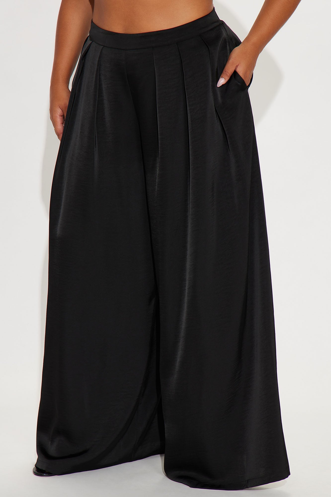 Seasoned Professional Satin Wide Leg Pant 32″ - Black