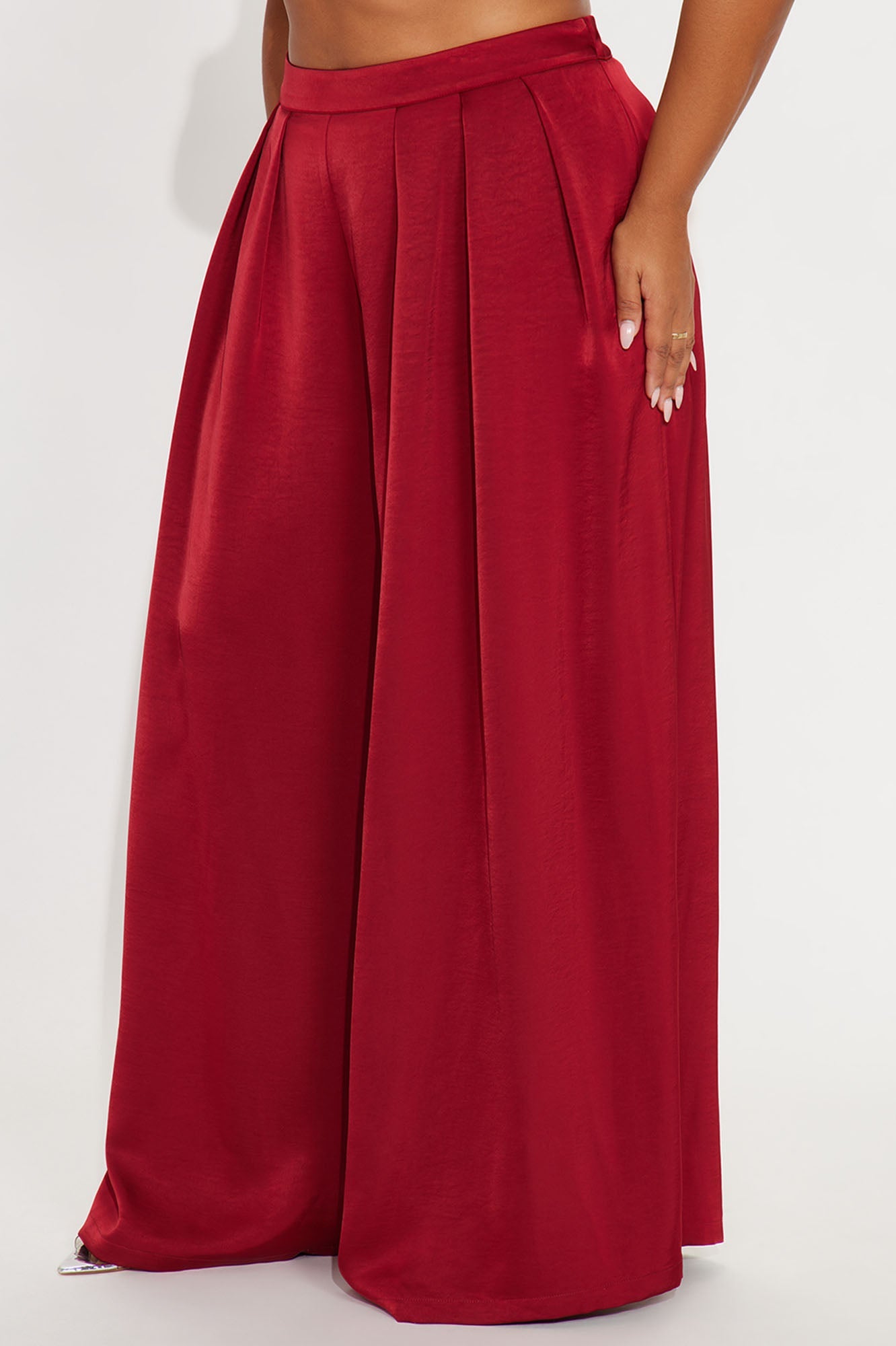 Seasoned Professional Satin Wide Leg Pant 32″ - Red