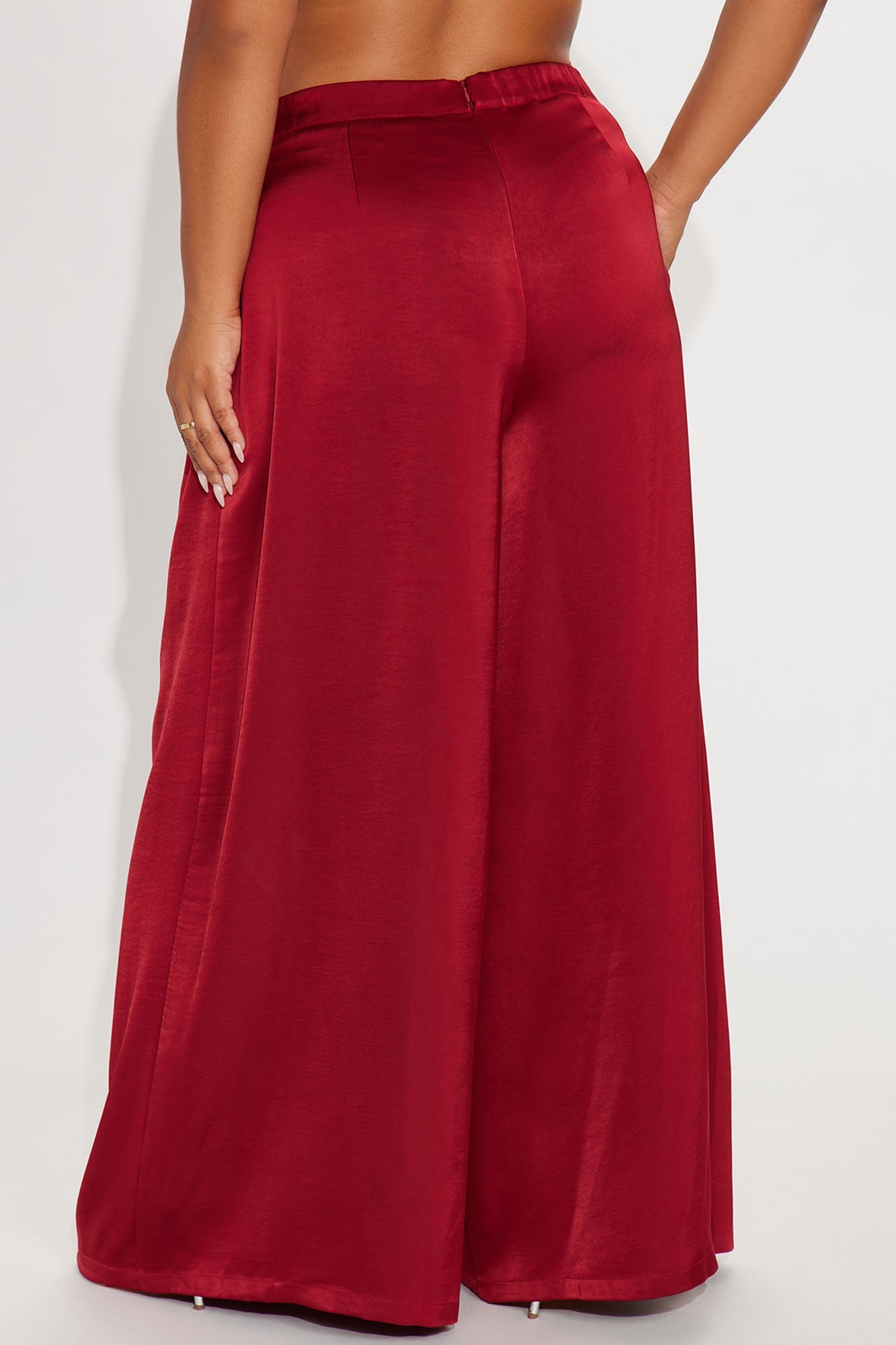 Seasoned Professional Satin Wide Leg Pant 32″ - Red