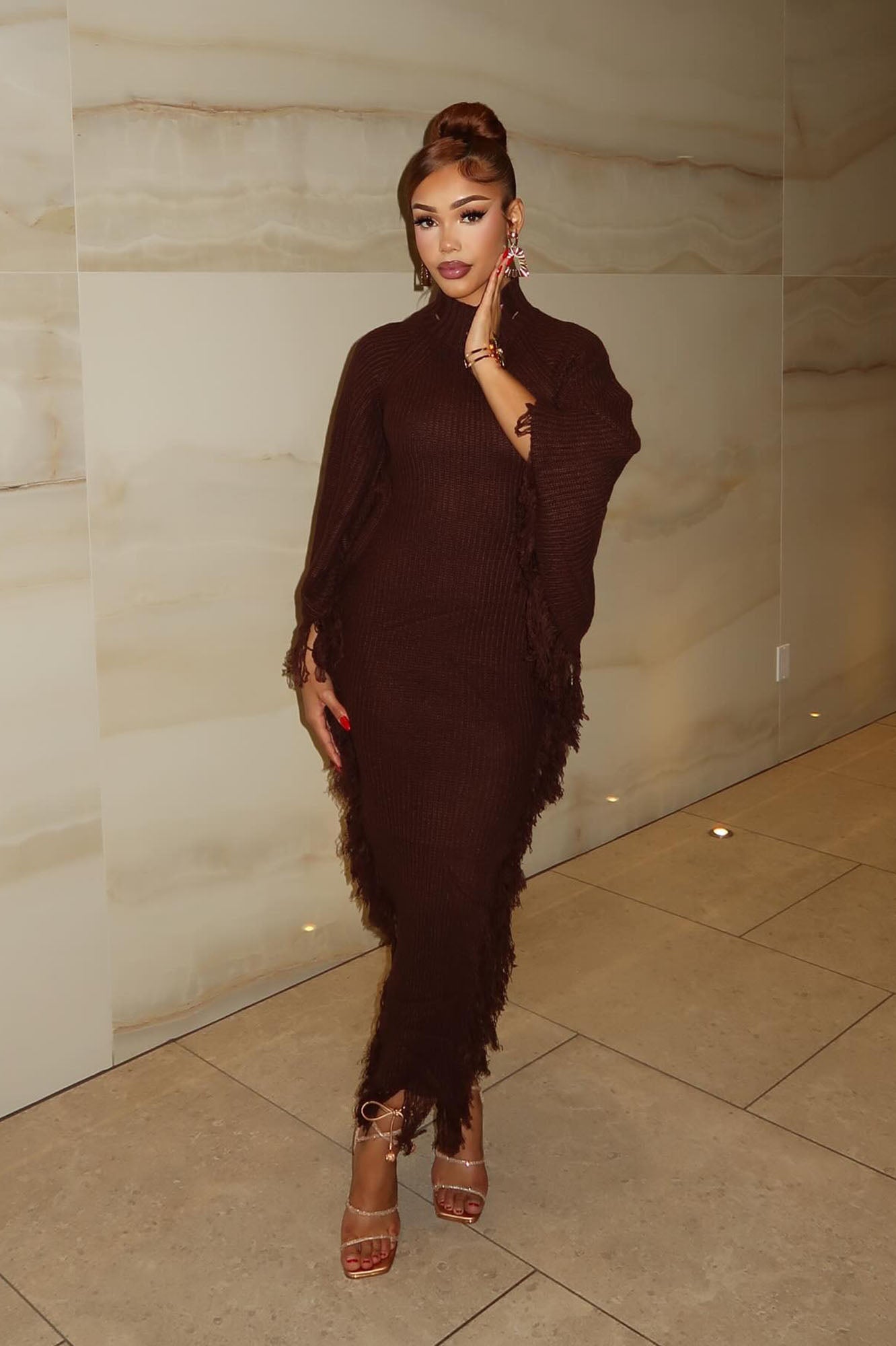 Venae Sweater Maxi Dress - Brown