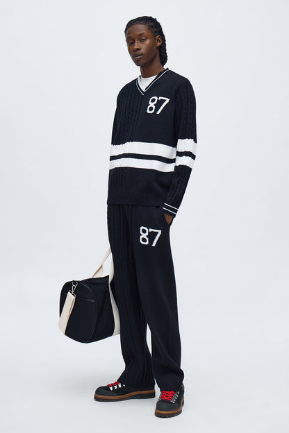 Preppy Life V Neck Sweater - Black/combo