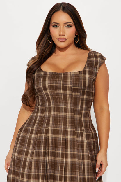 Clover Pleated Plaid Midi Dress - Brown/combo