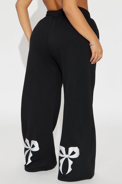Coquette Season Fleece Pants - Black