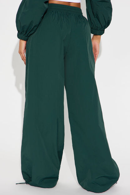 First Class Windbreaker Jogger - Hunter Green