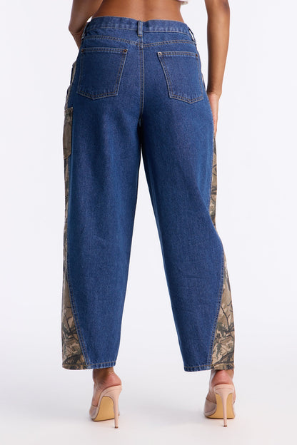 Master Of Disguise Camo Jeans - Medium Wash