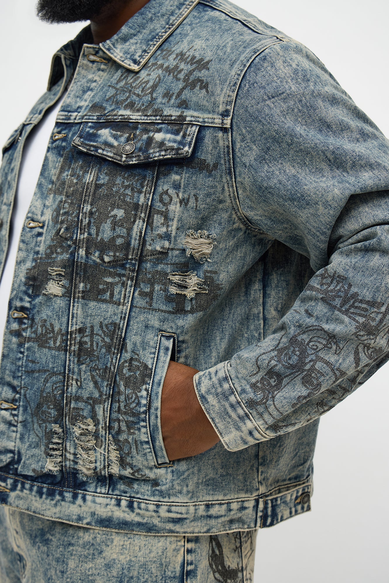 Verbiage Distressed Denim Trucker Jacket - Vintage Blue Wash
