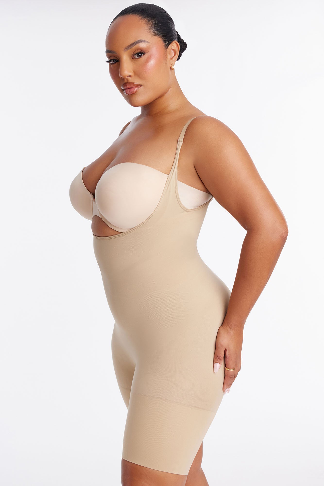 Nova Sculpt Seamless Strong Compression Butt Lifting Bodysuit - Sand