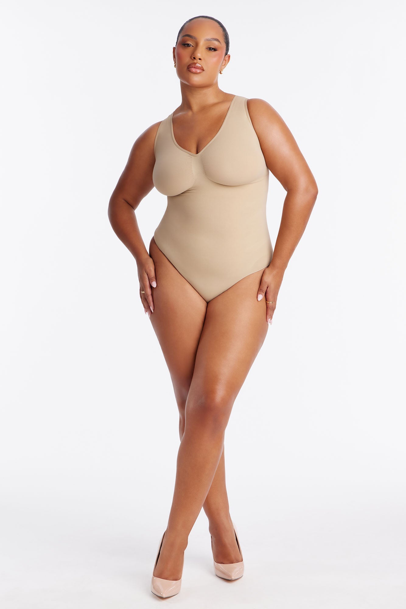 Nova Sculpt Seamless Strong Compression Scoop Neck Thong Bodysuit - Sand
