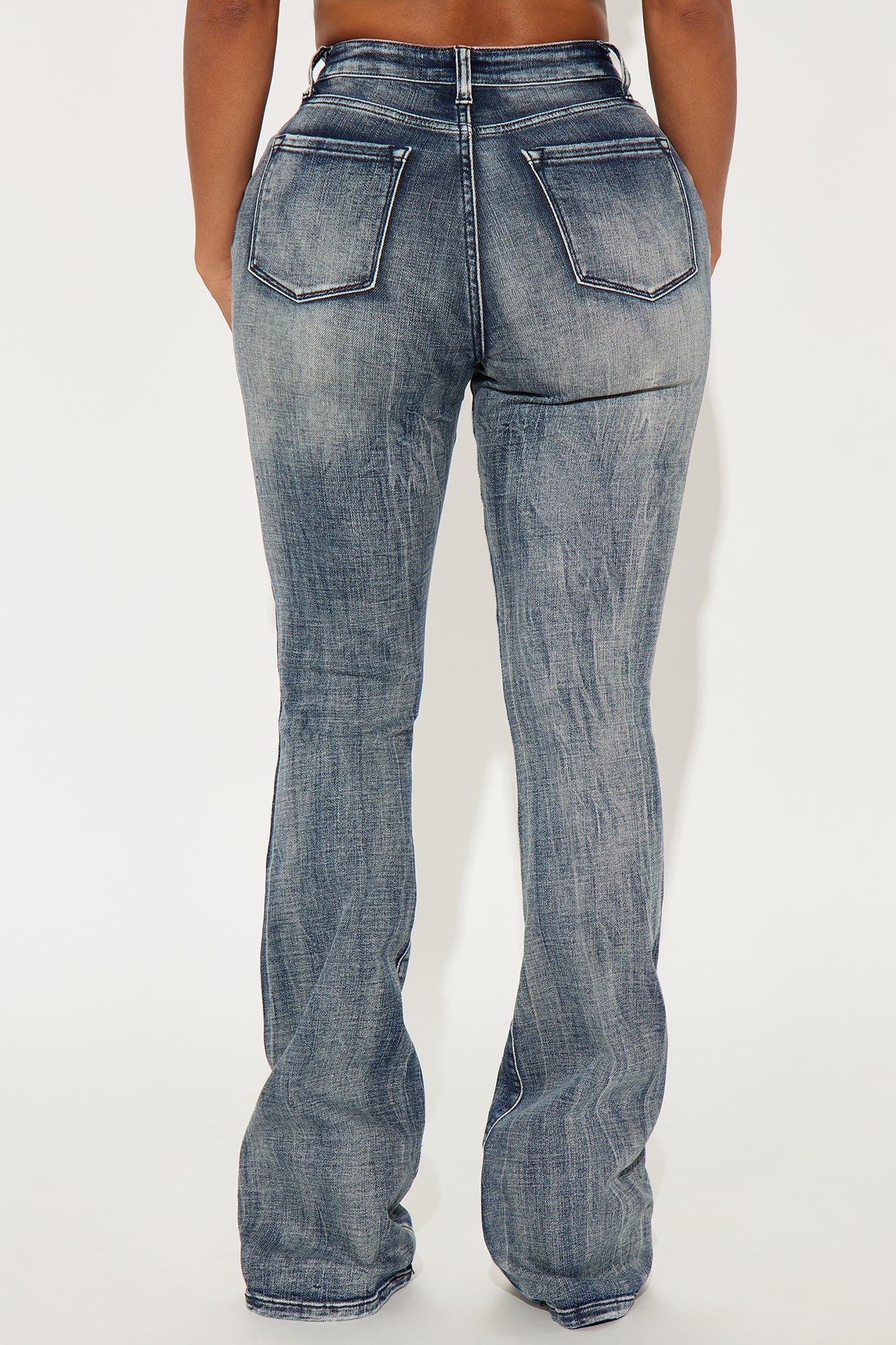 Tall Instant BBL Padded Stretch Sculpting Flare Jeans - Medium Wash