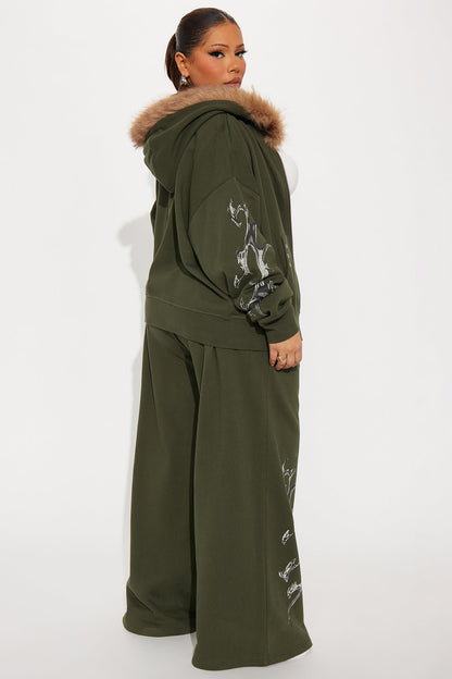 Edgy Vibe Fleece Washed Pant Set - Olive